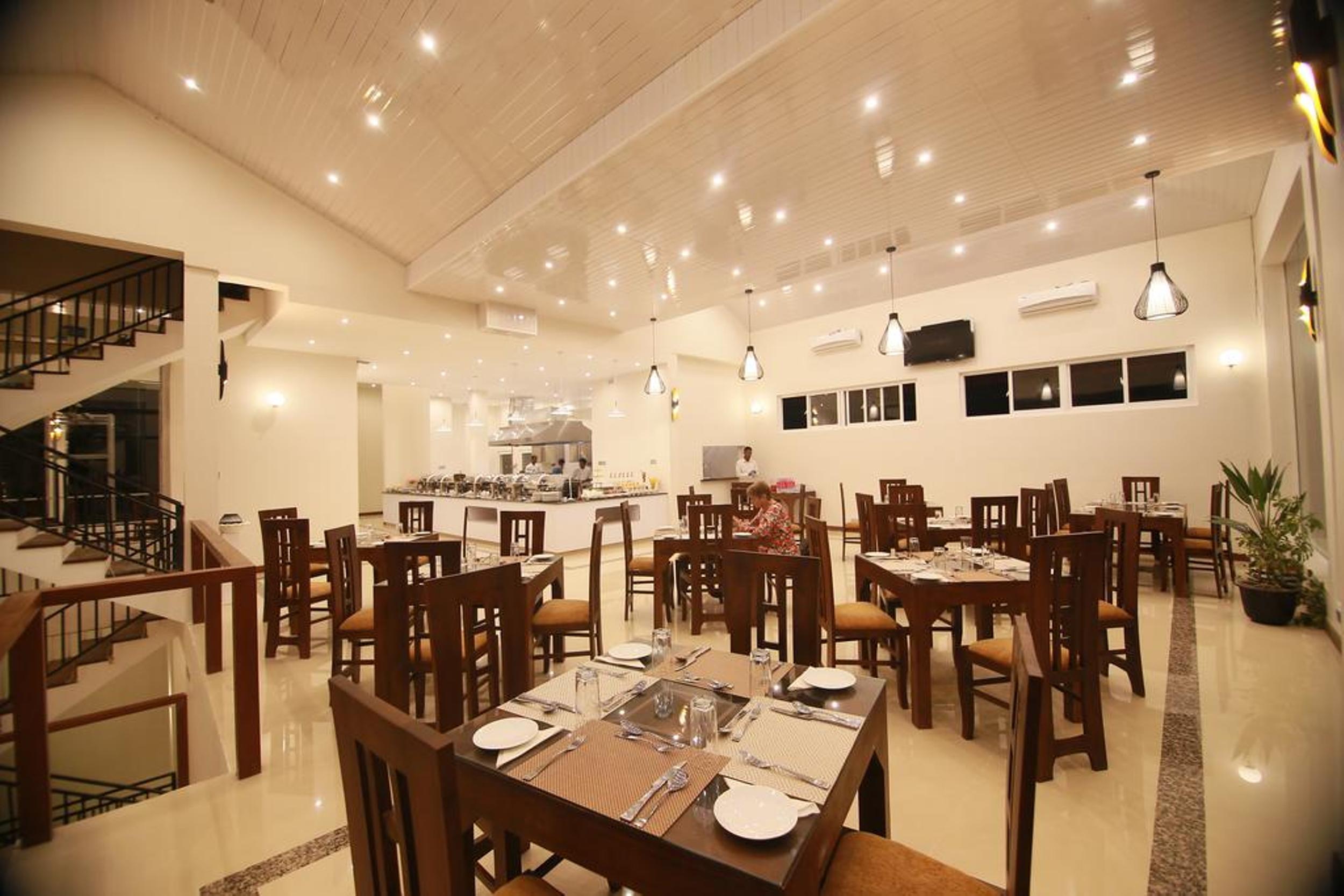קנדי Rivendell Hotel מראה חיצוני תמונה