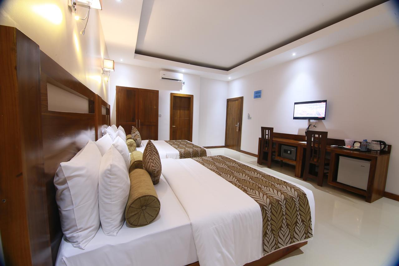 קנדי Rivendell Hotel מראה חיצוני תמונה