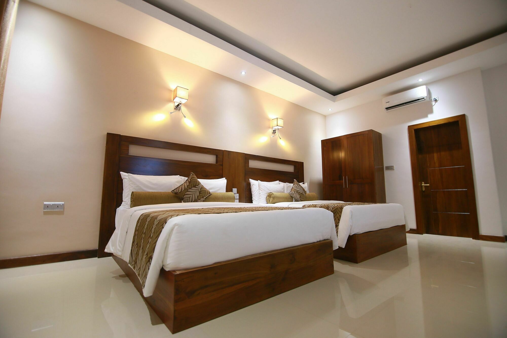 קנדי Rivendell Hotel מראה חיצוני תמונה